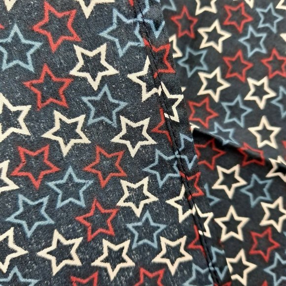 Fabric fat quarter Hemmed Bandana red white and blue stars on Navy  22.5 in - Picture 4 of 5